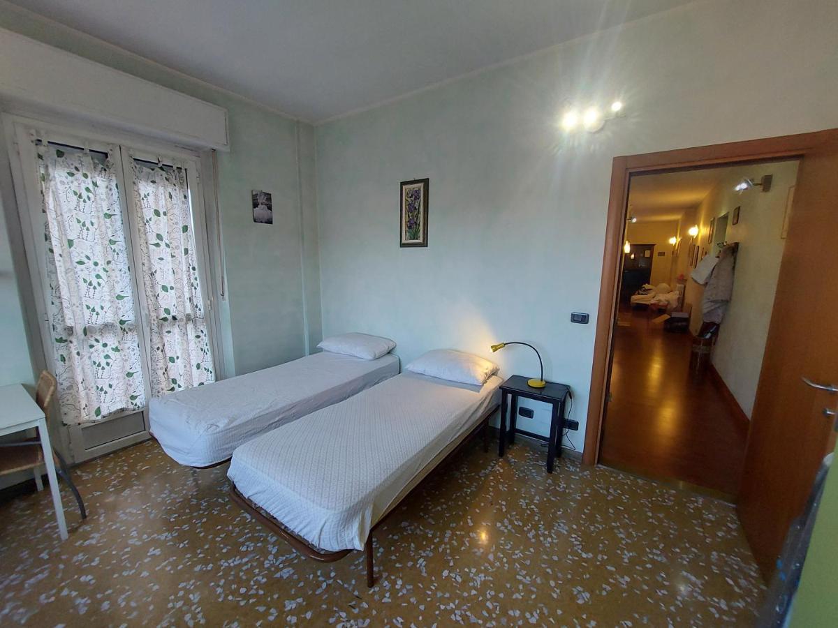 Asti Lovely Apartment ภายนอก รูปภาพ